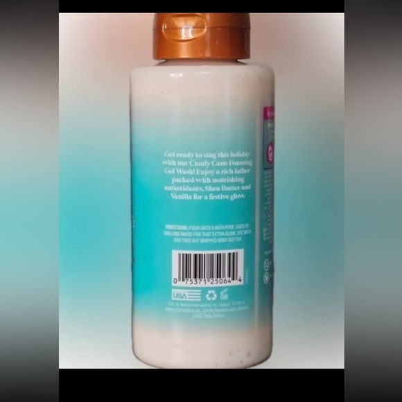 Tree Hut Candy Cane Foaming Gel Wash Hydrating Oil Complex 18 oz. LOT OF 2! - Picture 3 of 5